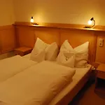 Boroka Apartmanhazak - Oereghaz