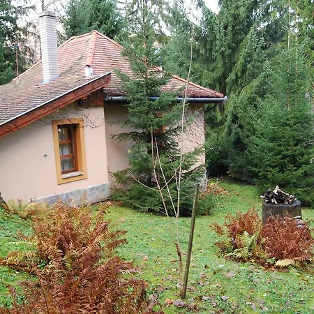 بيت للعطل Boroka Apartmanhazak - Oereghaz فيليم